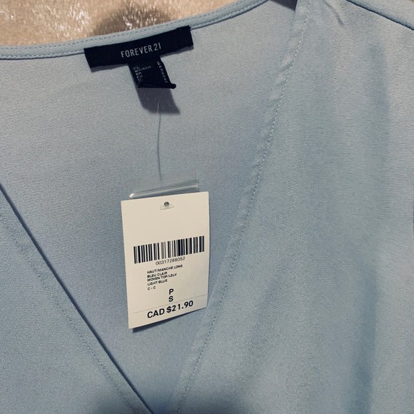 Forever 21 Blue Blouse Brand NEW - Picture 2 of 2